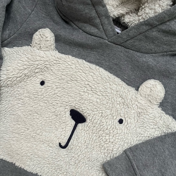 🐻 GAP bear hoodie 🐻 - Picture 2 of 5